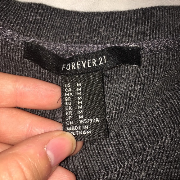 Forever 21 V-neck - Picture 2 of 2